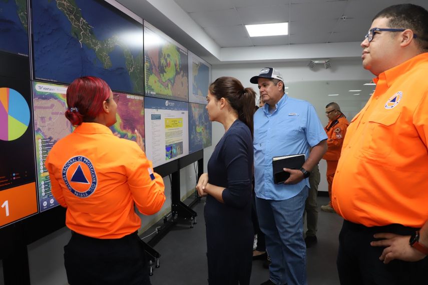 Los Centros de Operaciones de Emergencias Nacional en Panamá Pacífico y los centros de operaciones provinciales han sido activados con personal de los estamentos de emergencia