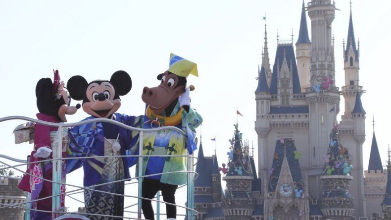 Disney se disculpa por tuit inoportuno en Japón
