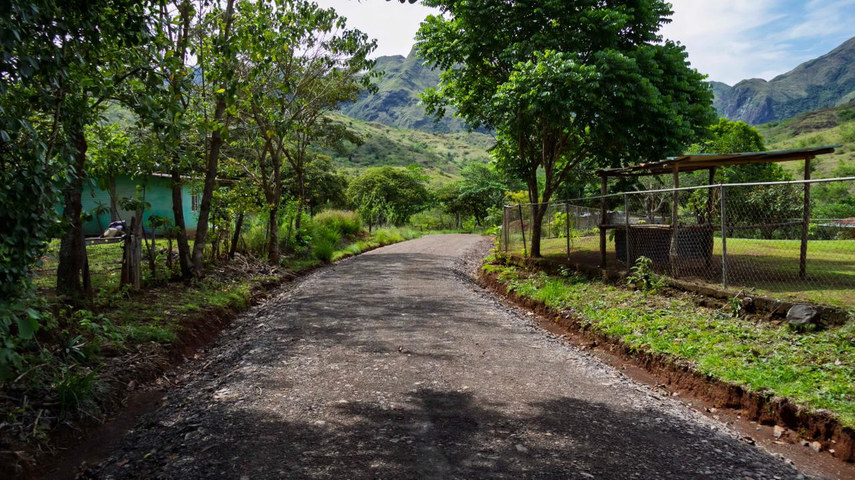 Descentralización impulsa 654 proyectos viales en Panamá