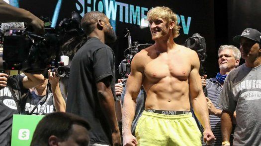 Floyd Mayweather vs Logan Paul