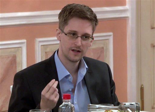 Snowden ofrece ayudar a Brasil a investigar espionaje y podría pedir asilo