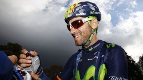 Valverde: Nibali hace su carrera y yo la mía