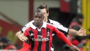 Super Mario Balotelli consigue sus primeros goles y triunfo del Milan