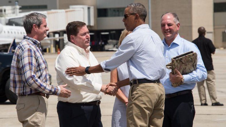 Obama viaja a Luisiana para visitar zonas afectadas por graves inundaciones
