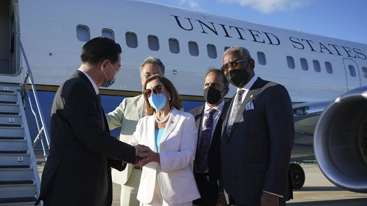 Este jueves, Nancy Pelosi se reunirá con Kim Jin Pyo, presidente de la Asamblea Nacional surcoreana, y otros funcionarios del Parlamento para conversar sobre seguridad regional, cooperación económica y problemas climático.