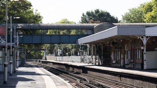 El viernes la mayoría de los trenes del tren subterráneo de Londres no funcionaron debido a otra huelga.