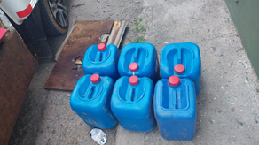 Policía decomisa 5 galones de cocaína líquida en Tanara.