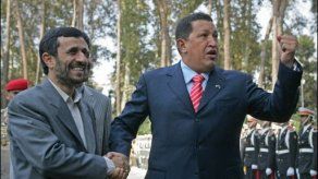Venezuela estrecha su alianza económica con Irán
