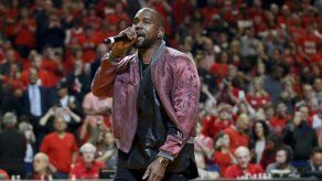 Las nuevas zapatillas de Kanye West provocan eL caos en Londres