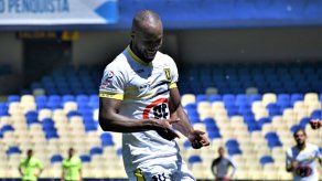 Negrito y Waterman anotan este fin de semana en Perú y Chile