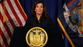 Kathy Hochul será la próxima gobernadora de Nueva York, tras renuncia de Andrew Cuomo.