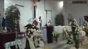 Familiares y amigos dan el último adiós a Dumas Torrijos Pauzner