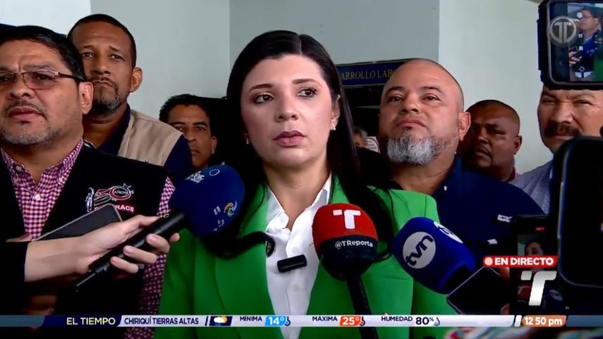 Ministra de Trabajo sostiene reunión con miembros del SUNTRACS