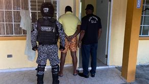 Dionisio De León Asprilla, alias Macuto.