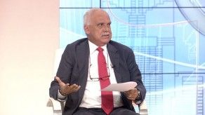 El que tiene que renunciar es Carlos Santana: Víctor Martínez El que tiene que renunciar es Carlos Santana: Víctor Martínez