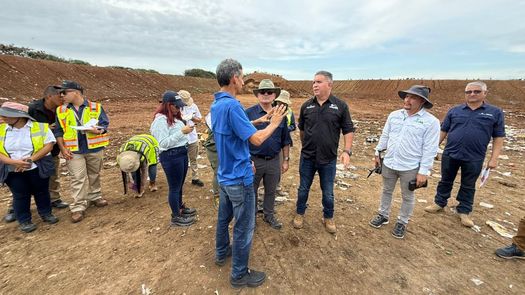 MiAMBIENTE y AAUD ejecutan plan para adecuar y sustituir vertederos en Azuero MiAMBIENTE y AAUD ejecutan plan para adecuar y sustituir vertederos en Azuero