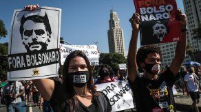 Jair Bolsonaro enfrenta una fuerte erosión de su popularidad.