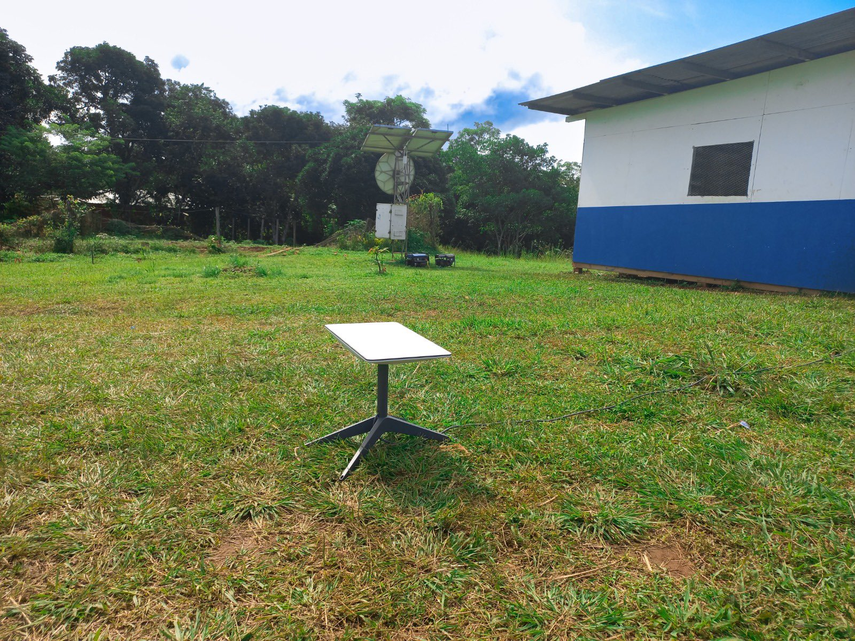 Internet Starlink fue utilizado con éxito en una escuela de Darién.
