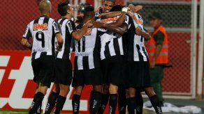 Atlético Mineiro a un paso de conquistar su primera Recopa ante Lanús