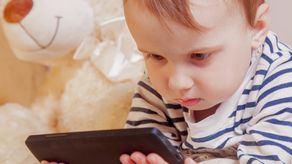 Prohibir el uso de los smartphones a los niños