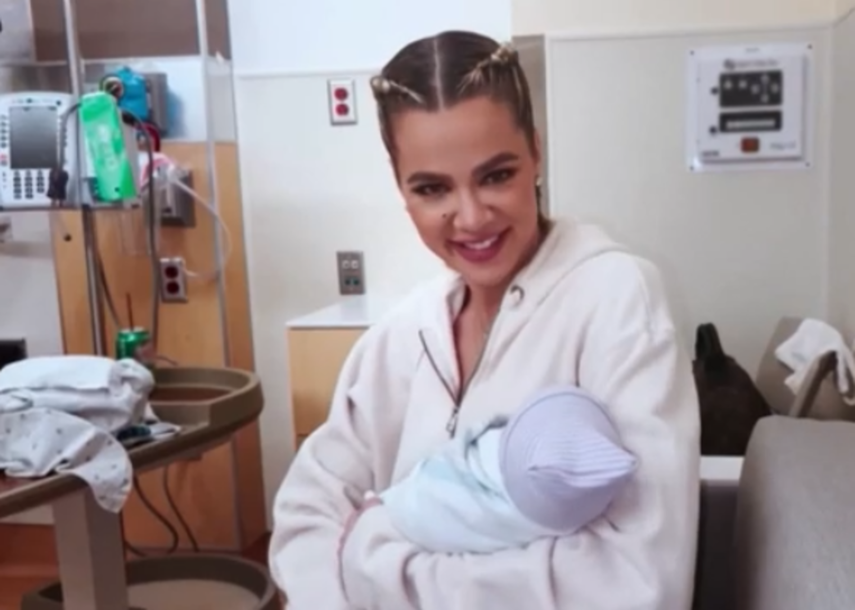 Khloé Kardashian revela el nombre de su segundo bebé.