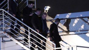 Lula llegó a la cárcel de Curitiba donde empezará a cumplir su sentencia