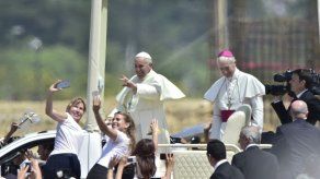No permitirán selfie sticks en actos del papa en Filadelfia No permitirán selfie sticks en actos del papa en Filadelfia
