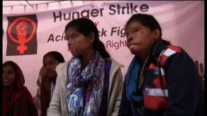 Una huelga de hambre para acabar con los ataques de ácido en la India