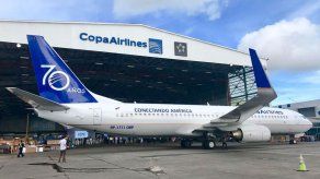 Copa Airlines devela Boeing 737-800NG con logo por su 70 aniversario