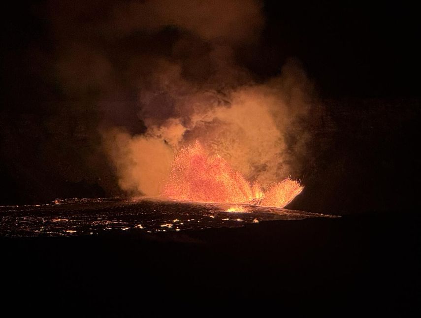 Volcán Kilauea de Hawái erupciona.
