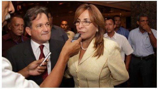 Juan Carlos Navarro y Balbina  Herrera hacen las paces