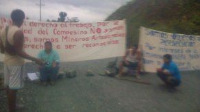 Mineros artesanales cierran vía de acceso a Minera Panamá