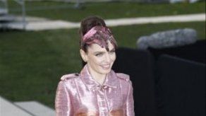 Corazones y estampados animales en desfile emocionante de Burberry