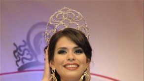 Detienen a Miss Sinaloa en camión lleno de armas