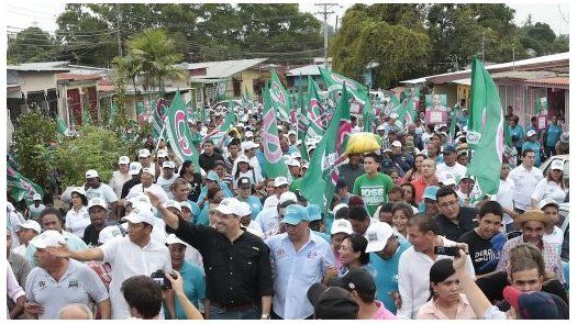 Línea de tren ligero desde Panamá hasta Capira prometió candidato Arias