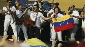 Desertan 3 guardias nacionales venezolanos