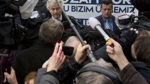 Holanda retira el permiso de aterrizaje a un ministro turco