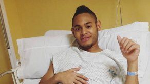 Operan a Ismael Diaz del menisco de la rodilla derecha