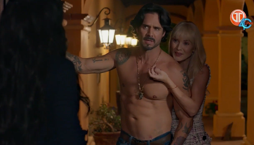 Fernanda encuentra a Rafael con Isabella