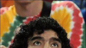 Maradona es el nuevo seleccionador de fútbol de Argentina
