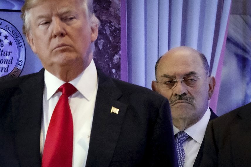 Adelante Donald y atrás&nbsp;Allen Weisselberg.