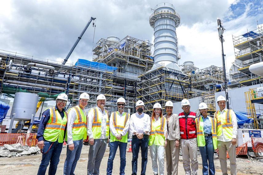 Visita a la Generadora Gatún. Visita a la Generadora Gatún.