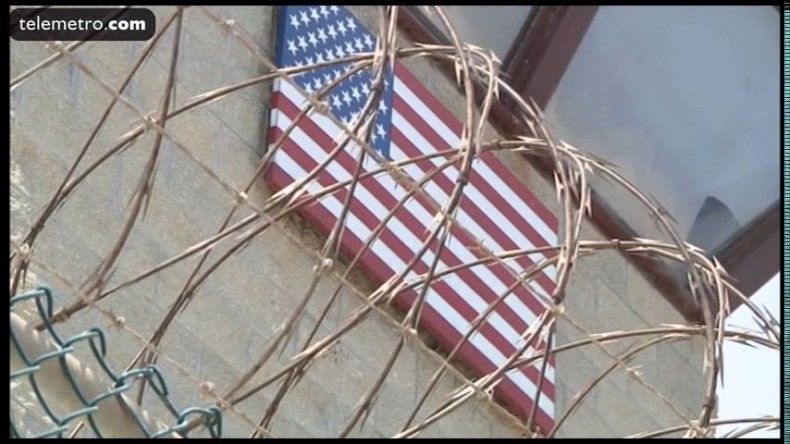 EAU reciben a 15 detenidos de Guantánamo, el mayor traslado bajo Obama