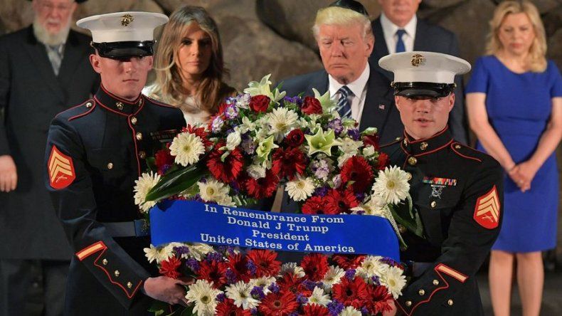Trump pide en museo del Holocausto de Jerusalén que no se repita nunca más