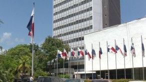 Comisión de Credenciales termina otra semana paralizada en medio de pugnas
