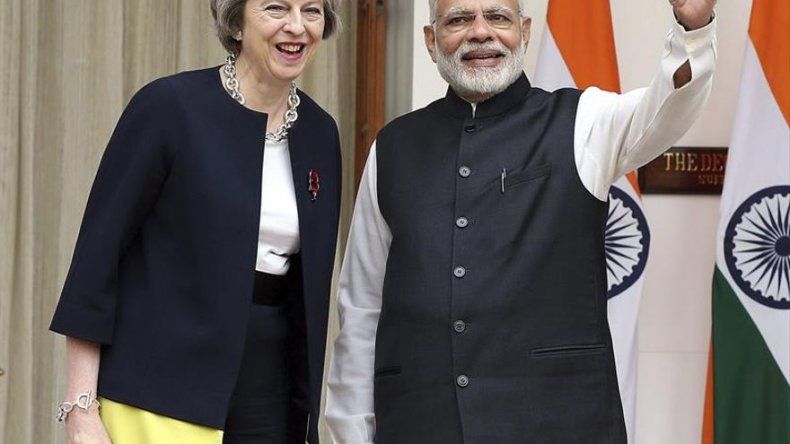 May visita India para preparar el posBrexit