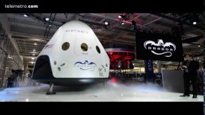 Elon Musk presenta taxi espacial para astronautas