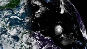 Sam tenía vientos máximos sostenidos de 175 km/h.