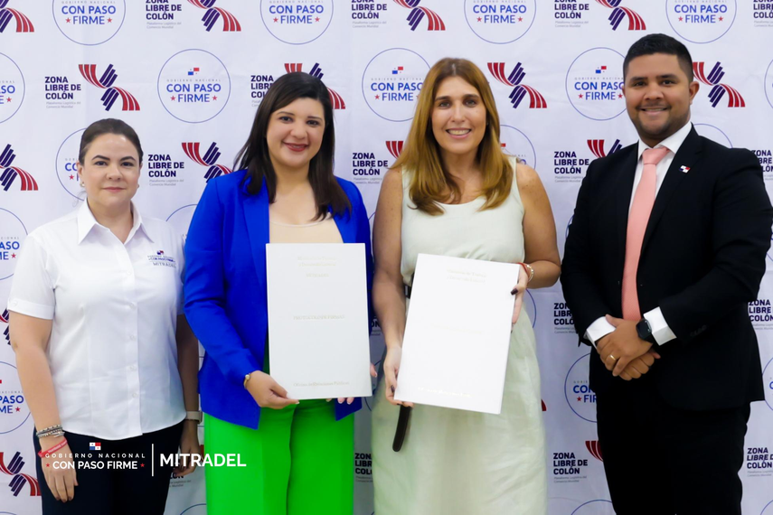 MITRADEL y la Zona Libre de Colón firman convenio.