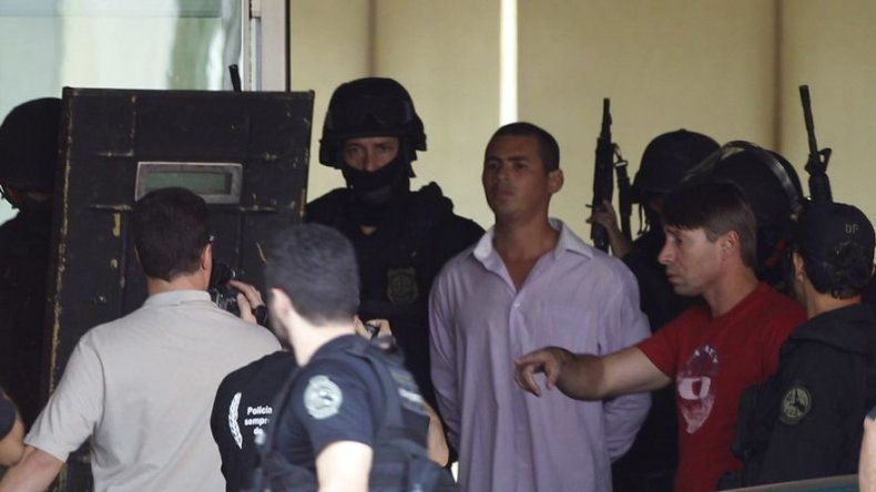 Se entrega secuestrador que colocó explosivos a rehén en Brasil